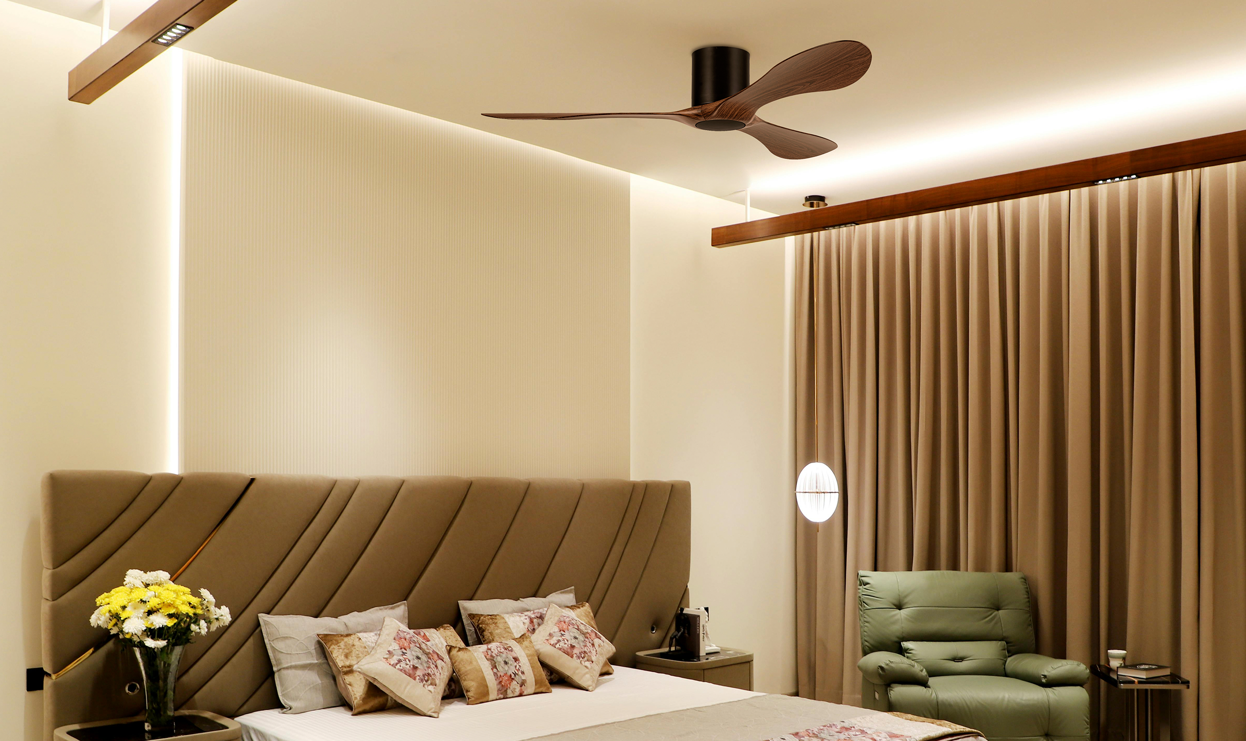 Four Seasons Living Shinzo smart dc ceiling fan with Remote control in modern bed room